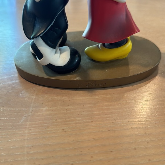 DISNEY VINTAGE MINNIE & MICKEY DANCING WALTZ TUXEDO 7” FIGURINE - Picture 6 of 8
